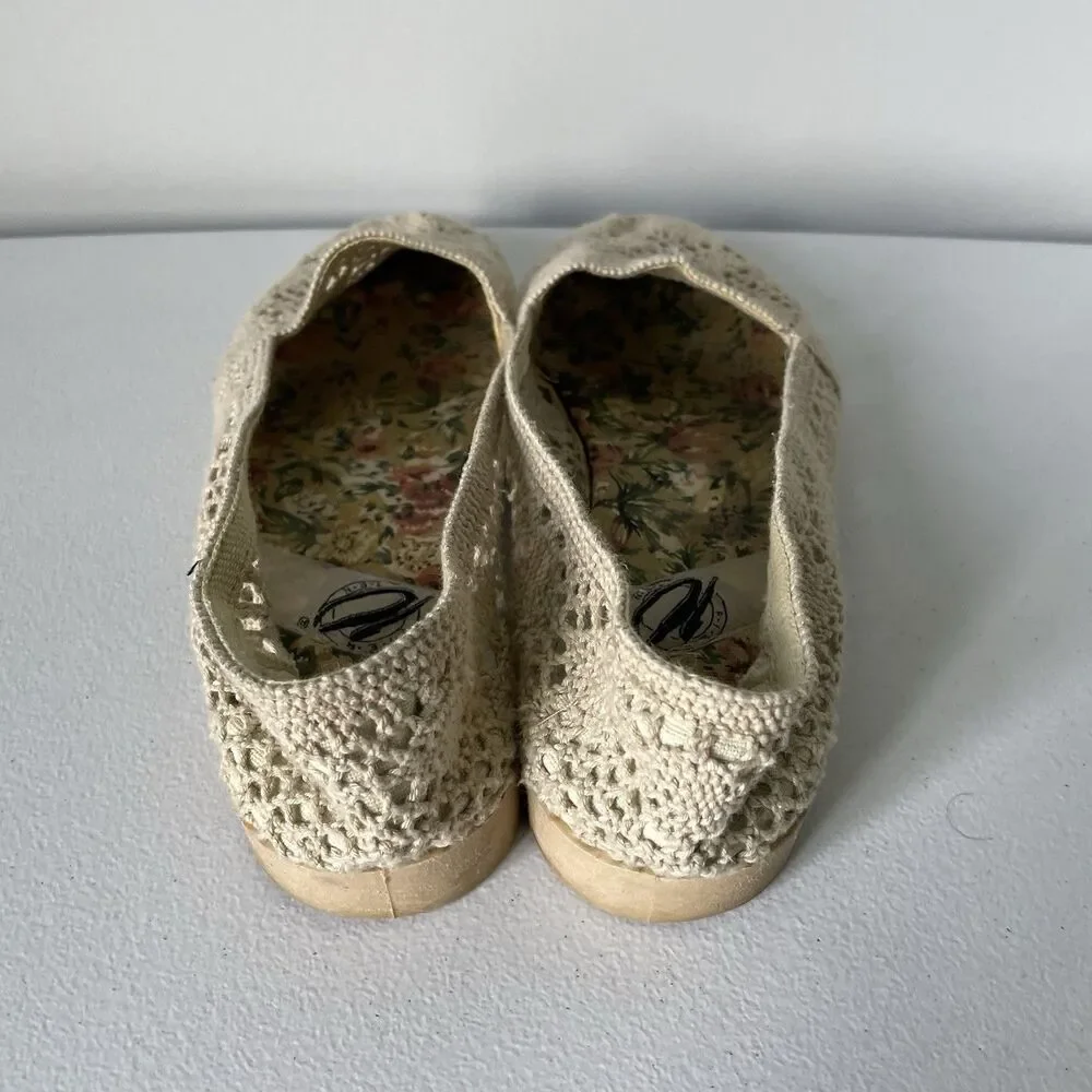 Pier Ten Vintage Cottagecore Knit Crochet Flats Slip-On Shoes Beige Women's 8.5